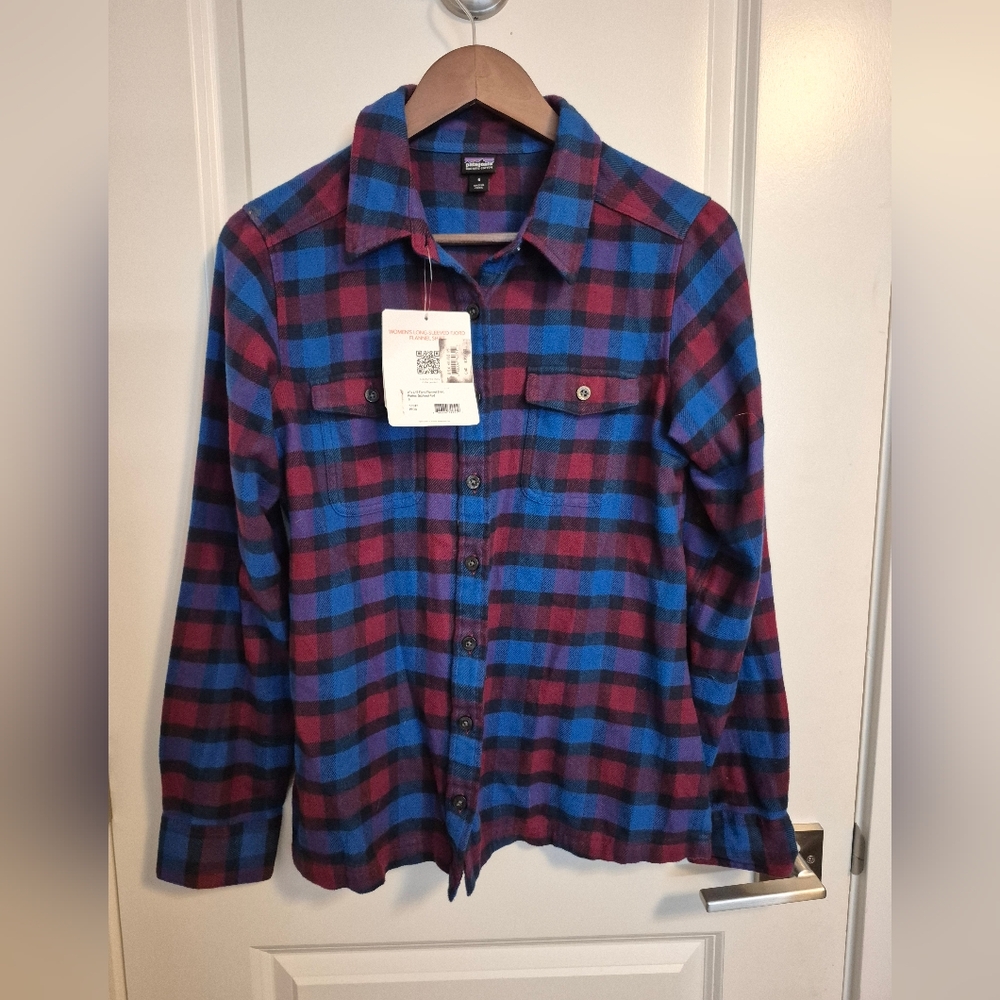 PatagoniaW's Long-Sleeved Fjord Flannel Shirt Potter Oxblood Red Button Down